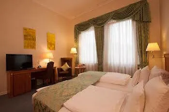 Hotel Savoy